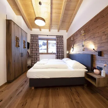 Cozy Mountain With Sauna Neukirchen am Großvenediger