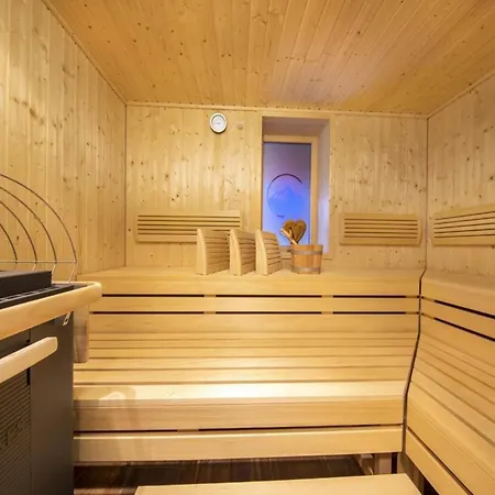 Cozy Mountain With Sauna * Neukirchen am Großvenediger